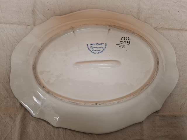 Plat Quimper Henriot 37cm