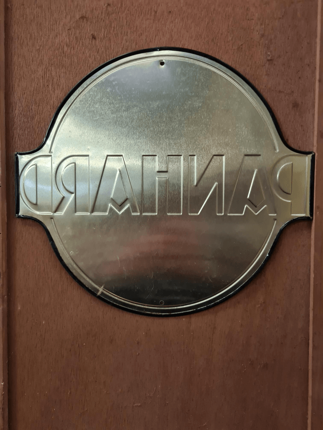 Plaque metallique publicitaire ( 25.5cm)