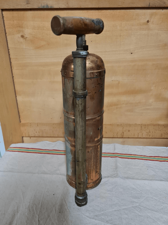 Ancien pulvérisateur cuivre vintage ( H 42cm)