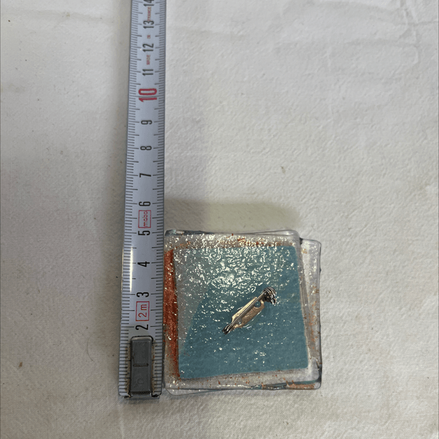Broche en verre