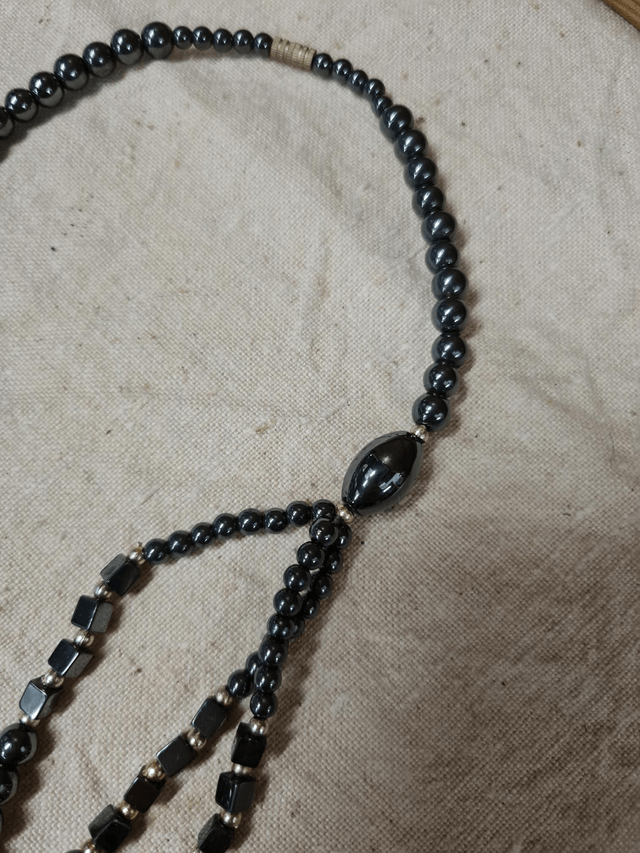 Collier perle style Hématite