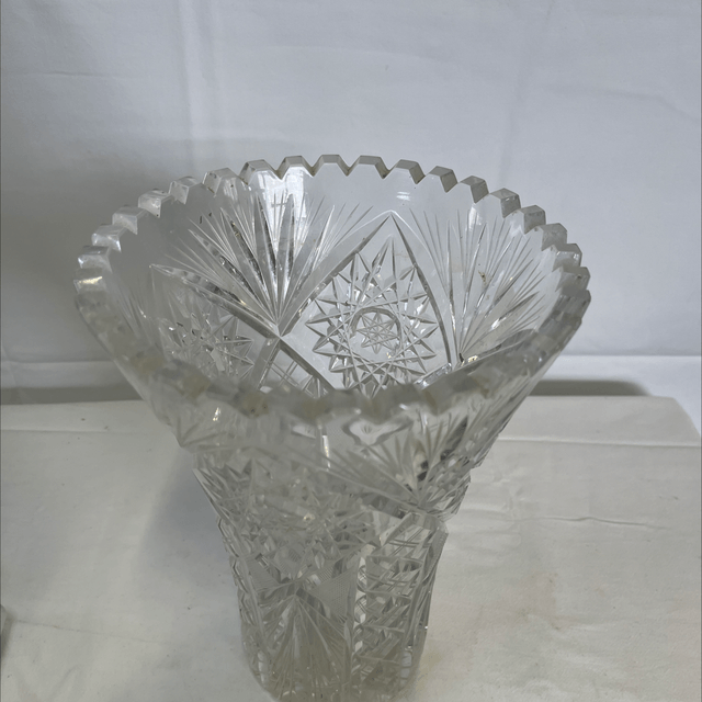 Vase ciselé