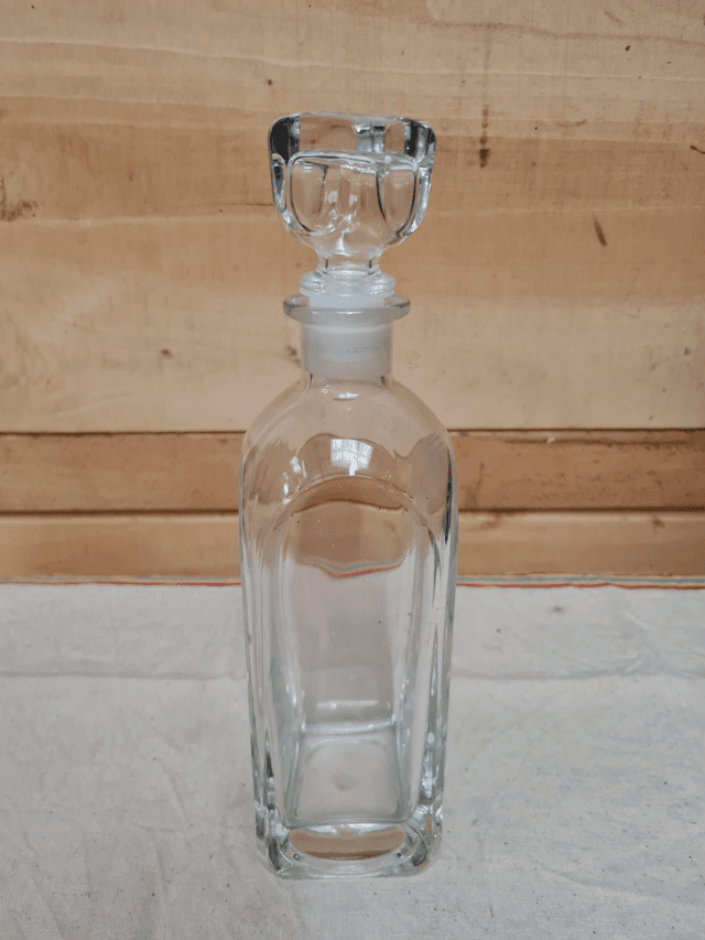 Carafe H29.5cm l 7.5cm